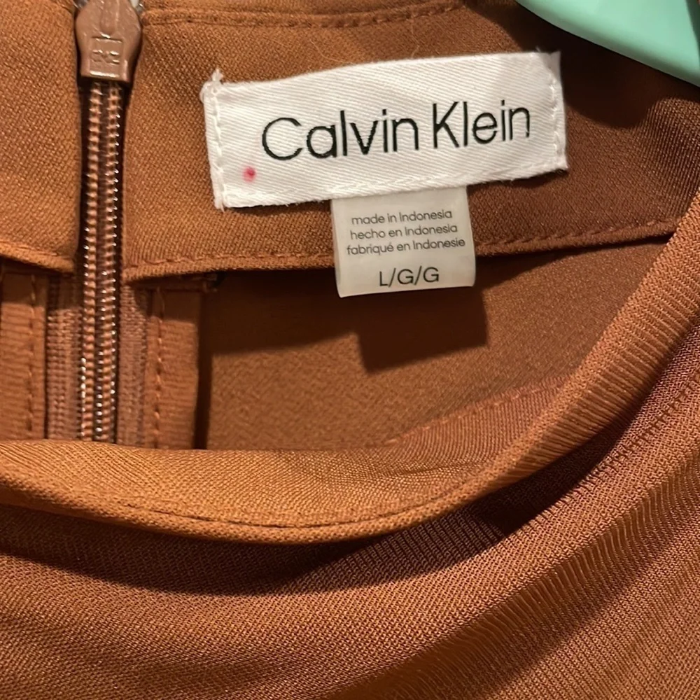 Calvin Klein Solid Crepe De Chine Mock Neck Short Puffed Elbow Sleeve Blouse - Picture 5 of 12